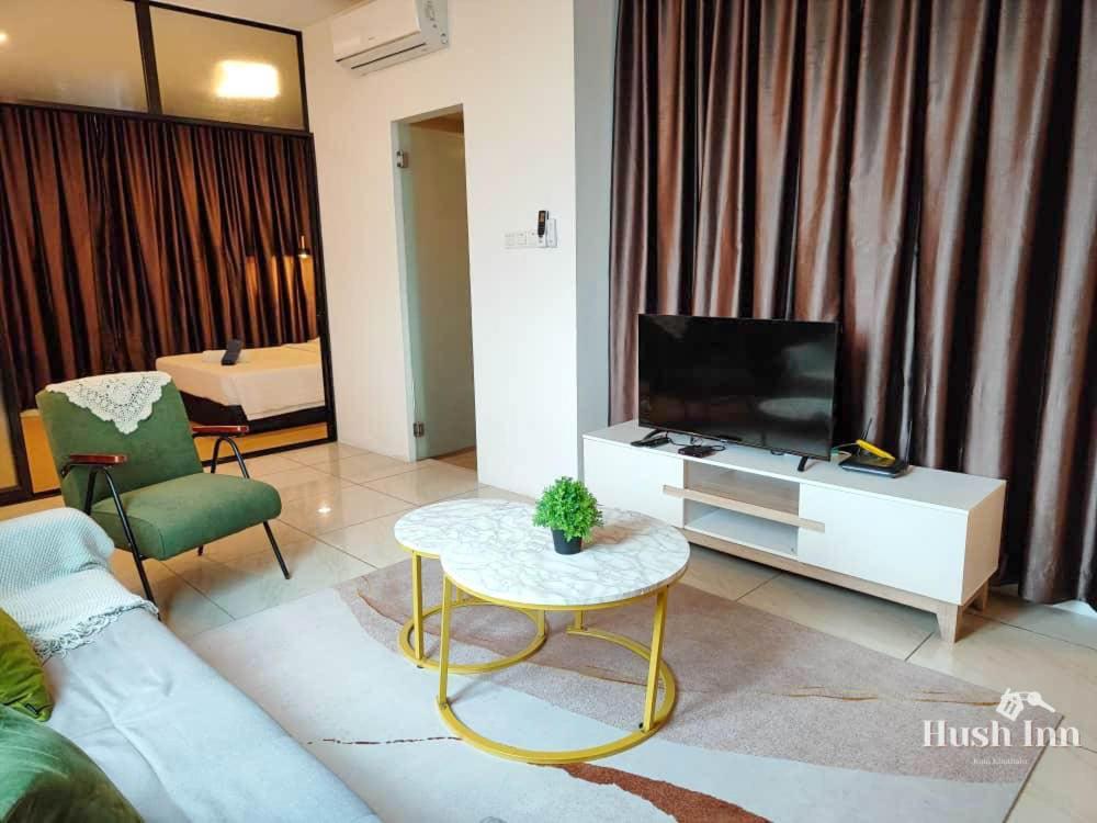 Hush Inn At Itcc Manhattan Suites Kota Kinabalu Exterior photo